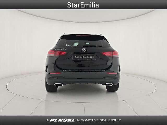 Mercedes-Benz GLA 180 GLA 180 d Automatic Premium