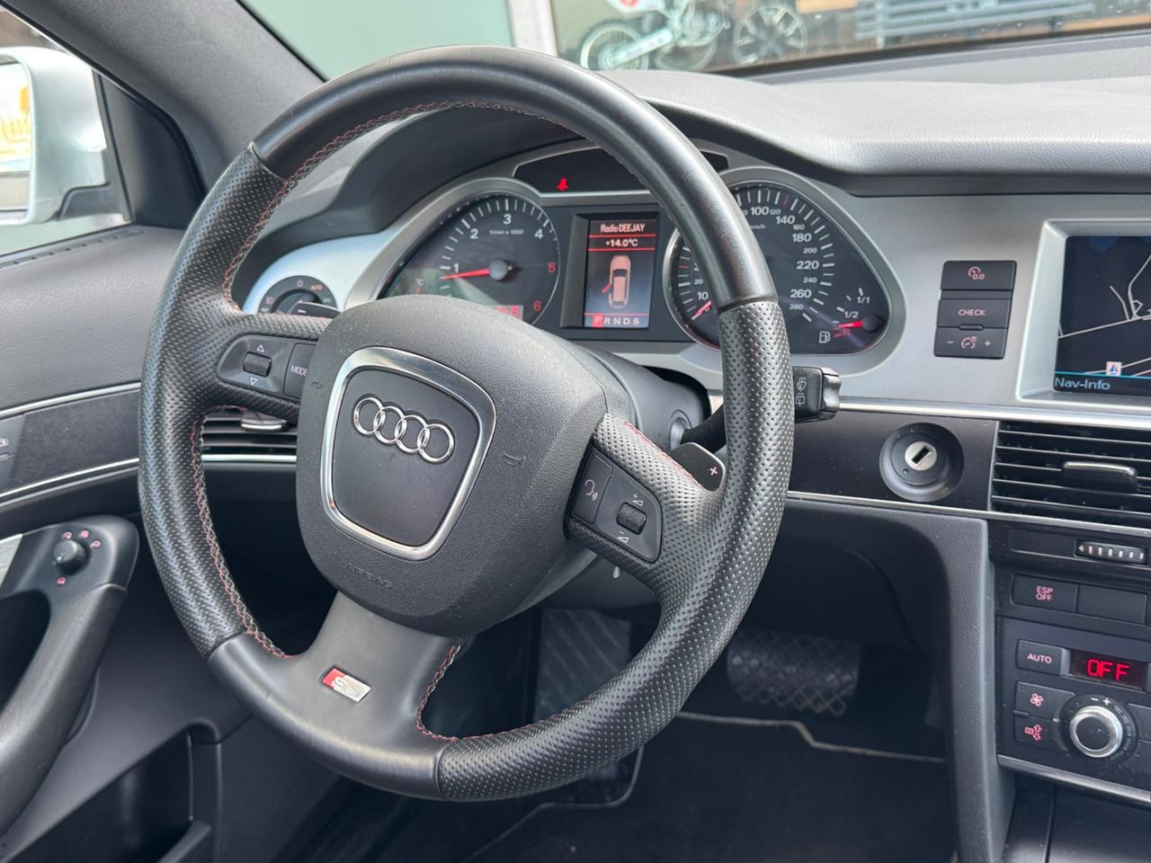 Audi A6 Avant 3.0 V6 TDI quattro S LINE
