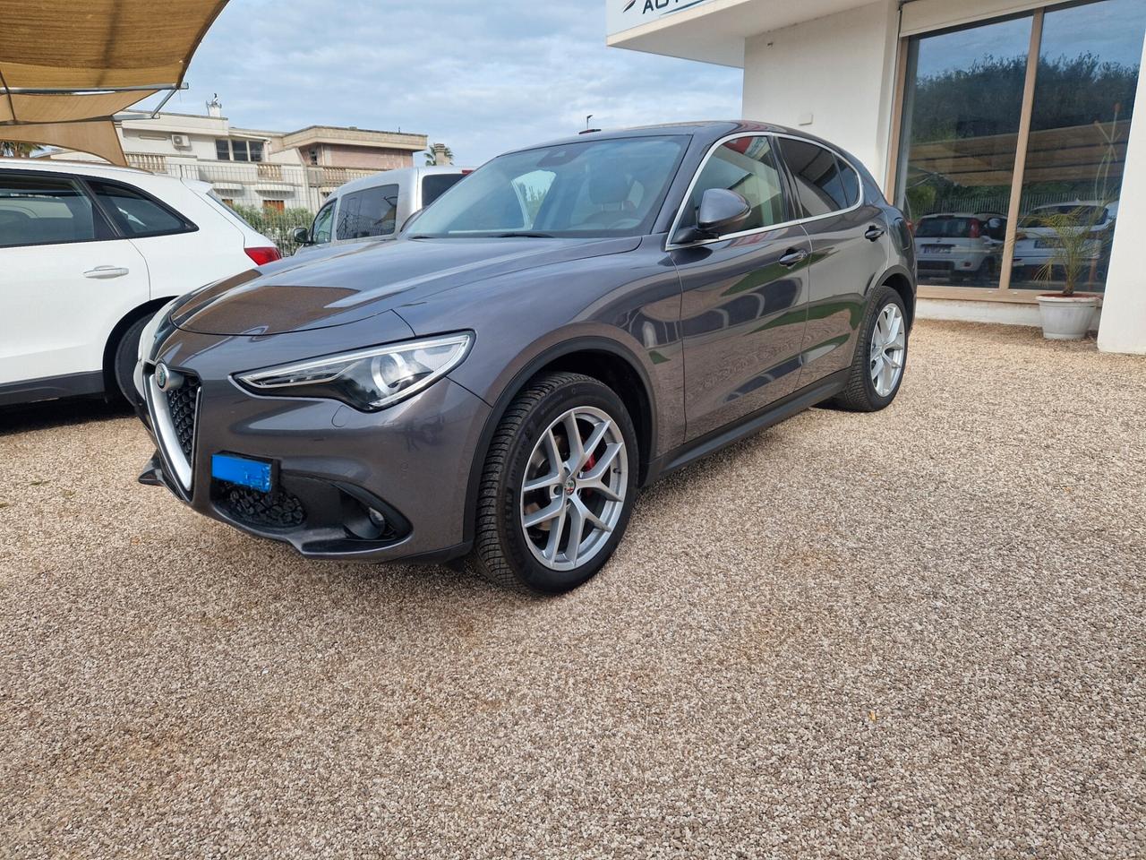 Alfa Romeo Stelvio 2.2 Turbodiesel 210 CV AT8 Q4 Veloce