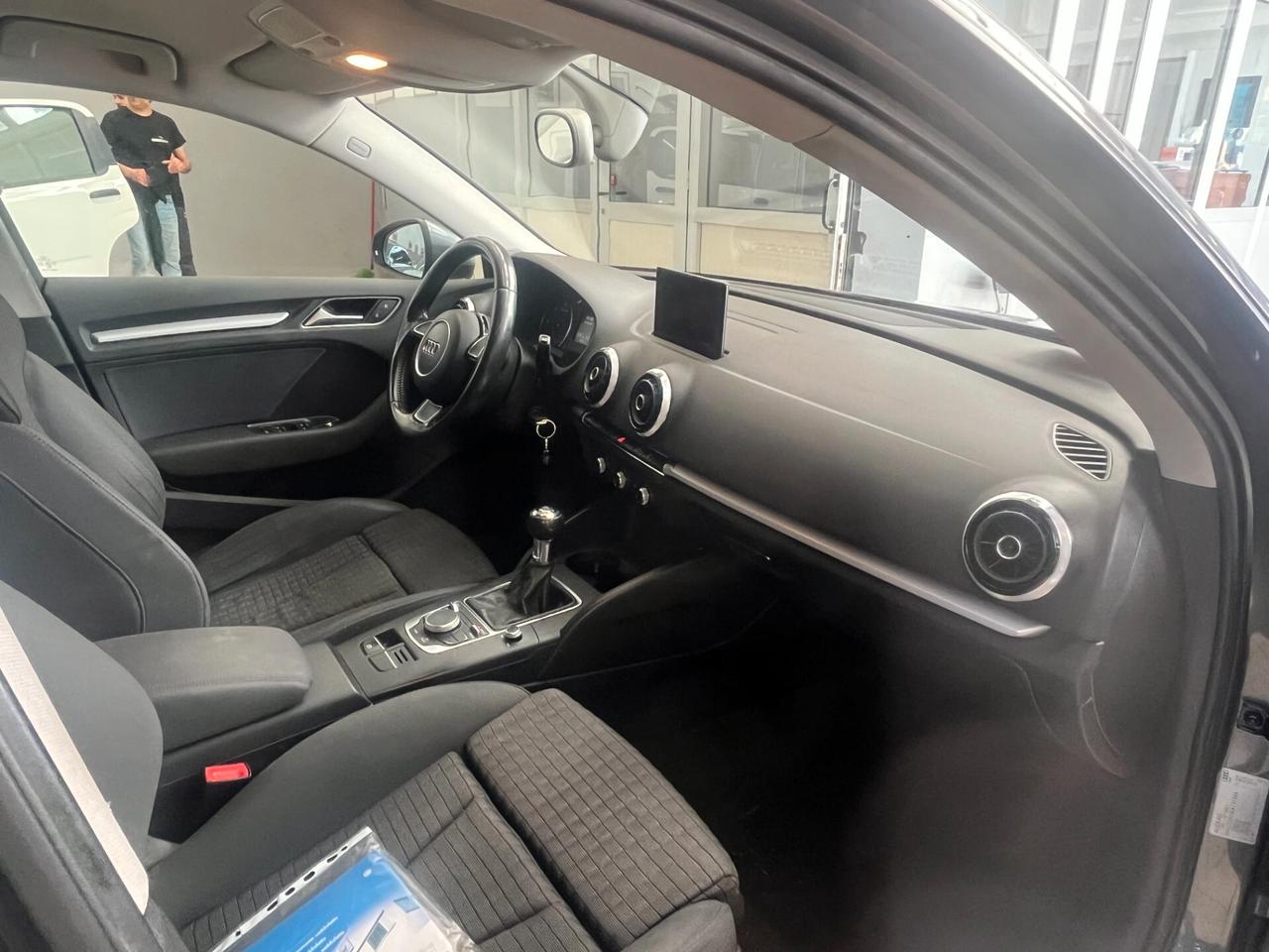 Audi A3 1.6 TDI ultra Attraction