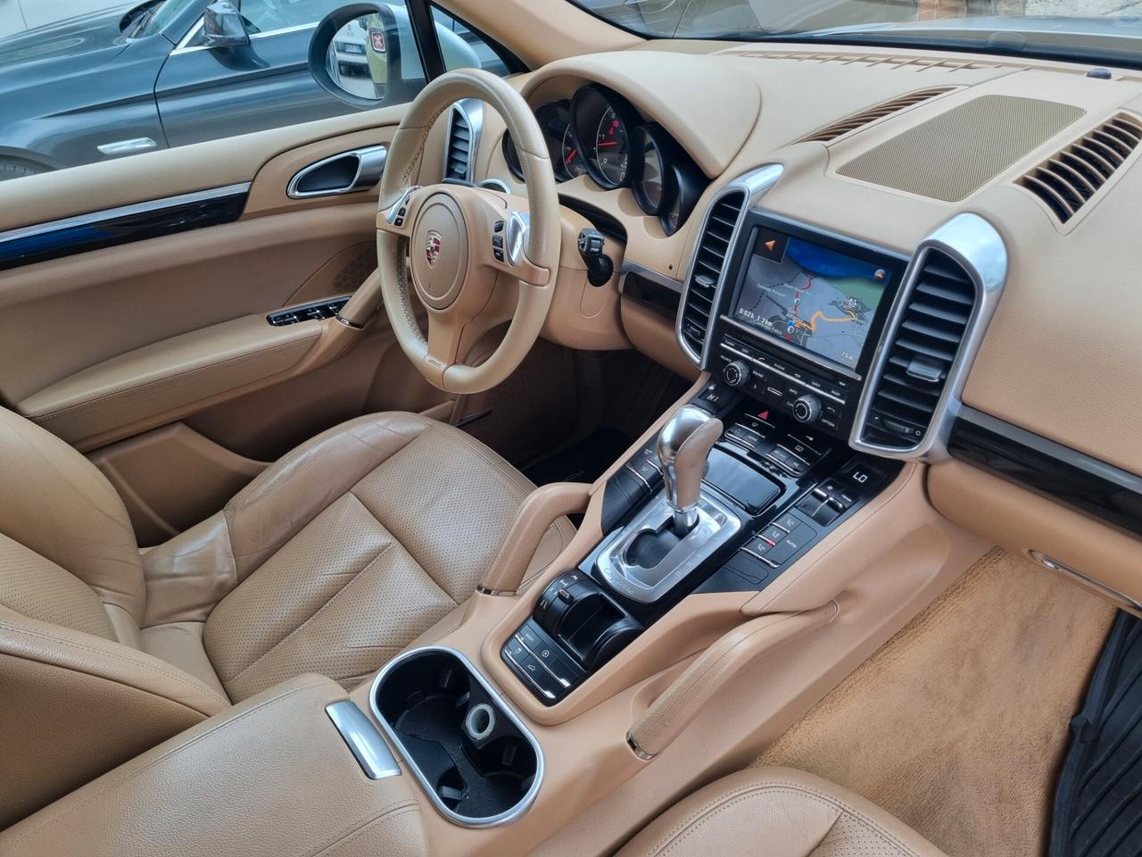 Porsche Cayenne 3.0 Diesel 240 CV - 2011