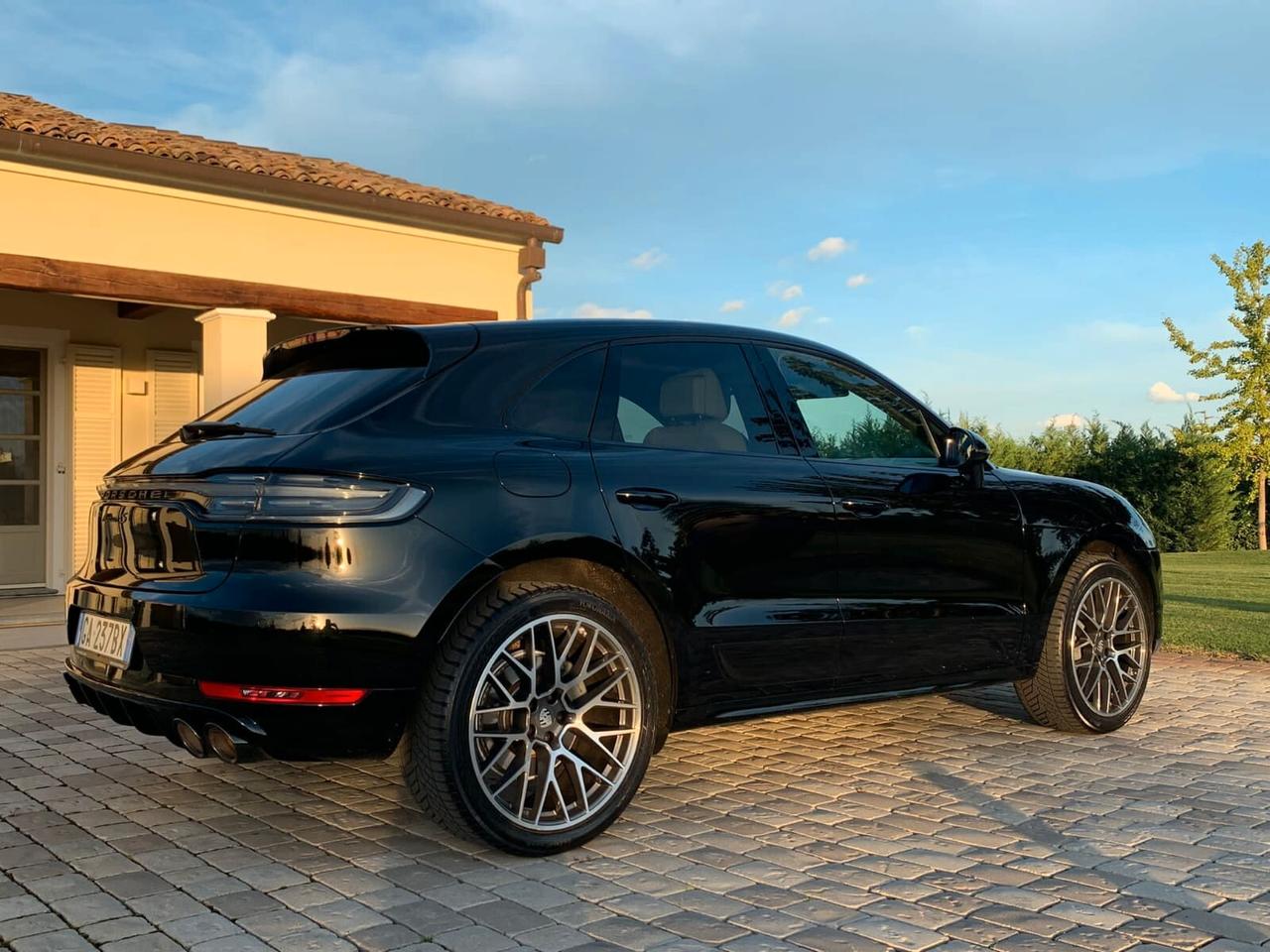 Porsche Macan 3.0 S FULL OPT rate da 129,00