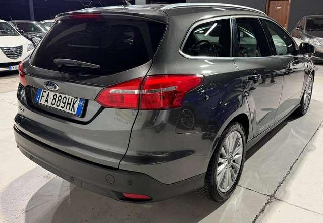 Ford Focus IVA ESPOSTA Titanium Diesel Euro6 Neopatentati