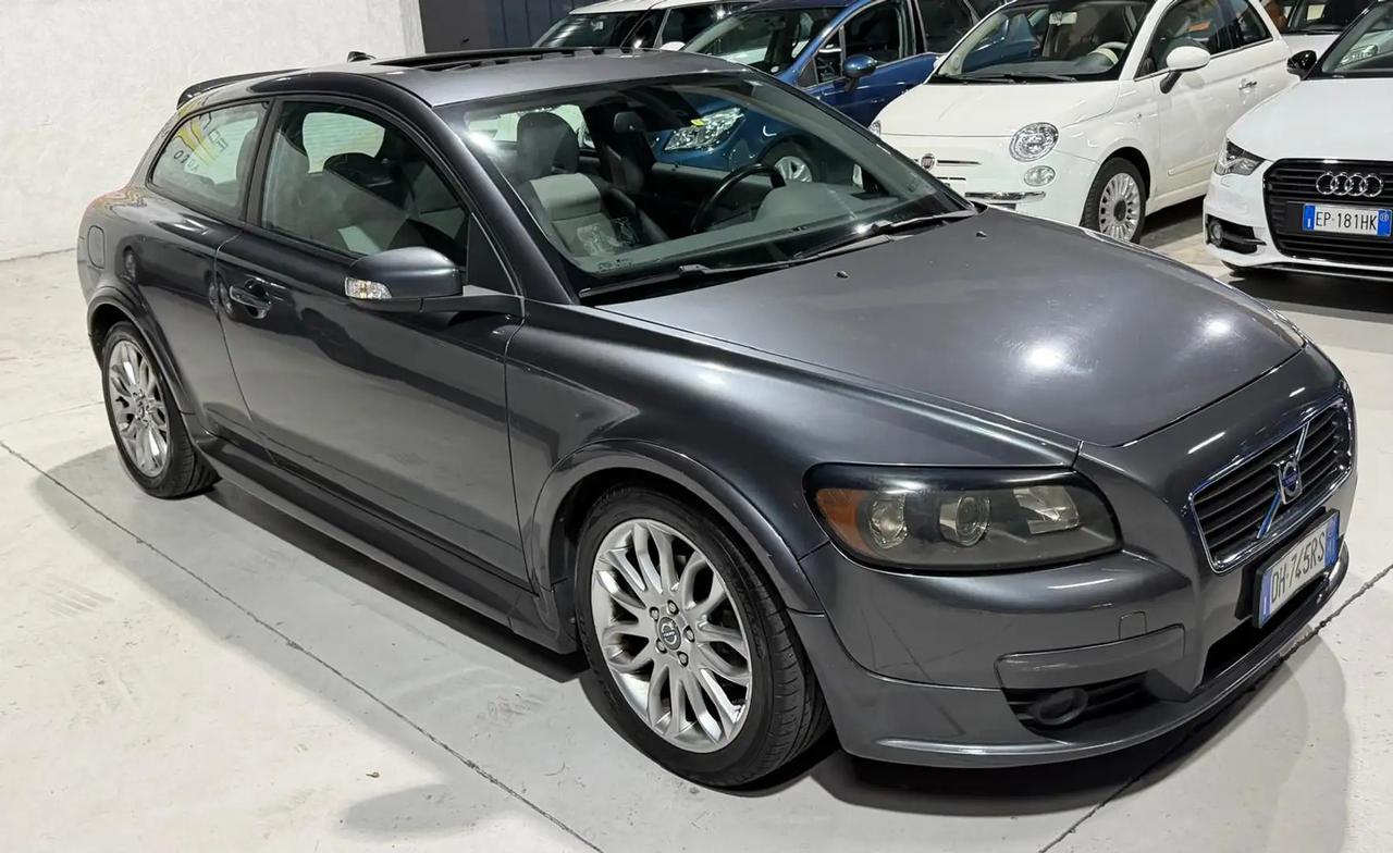 Volvo C30 2.0 Momentum 145cv