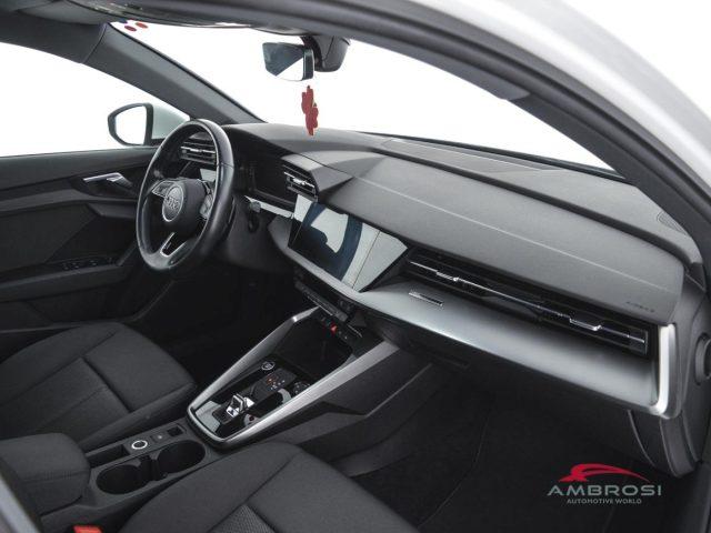 AUDI A3 30 TDI S tronic Business Advanced