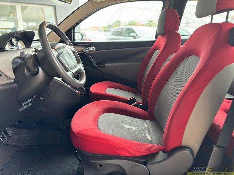 Lancia Ypsilon 1.2 16V Argento