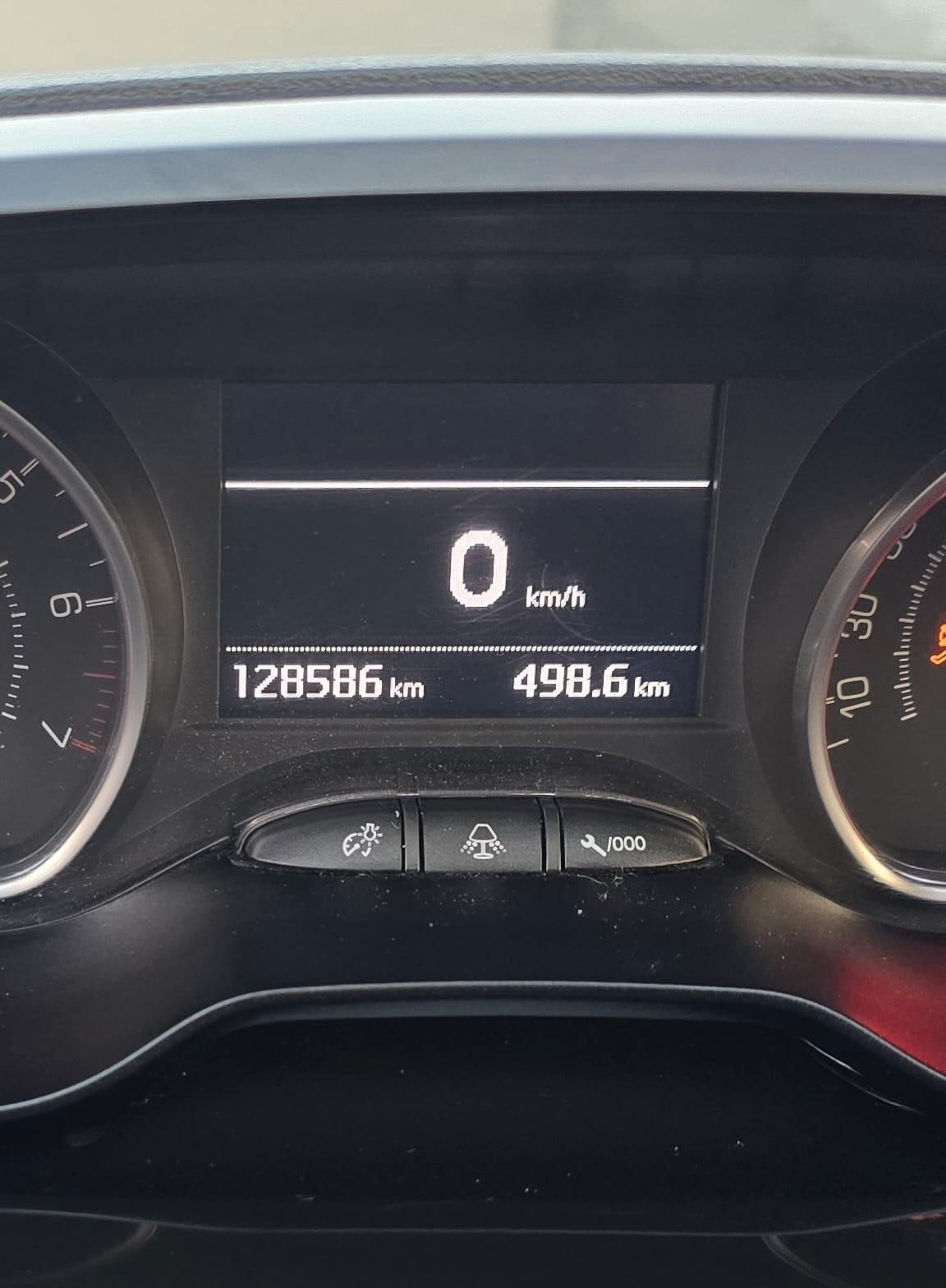 Peugeot 208 PureTech 82 3 porte Allure