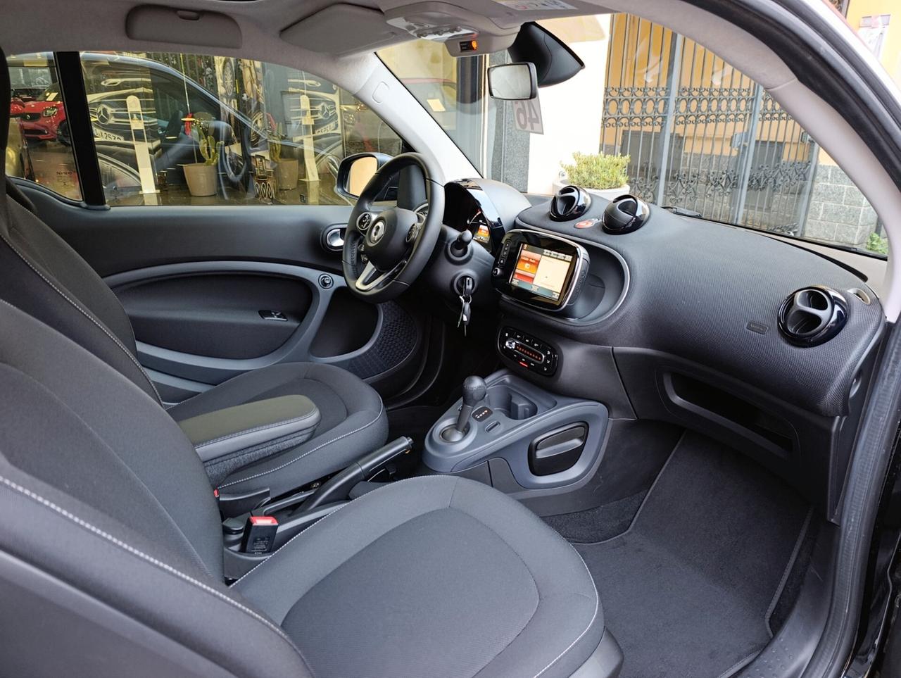 Smart ForTwo 70 1.0 twinamic Passion km 25.741 del 2019