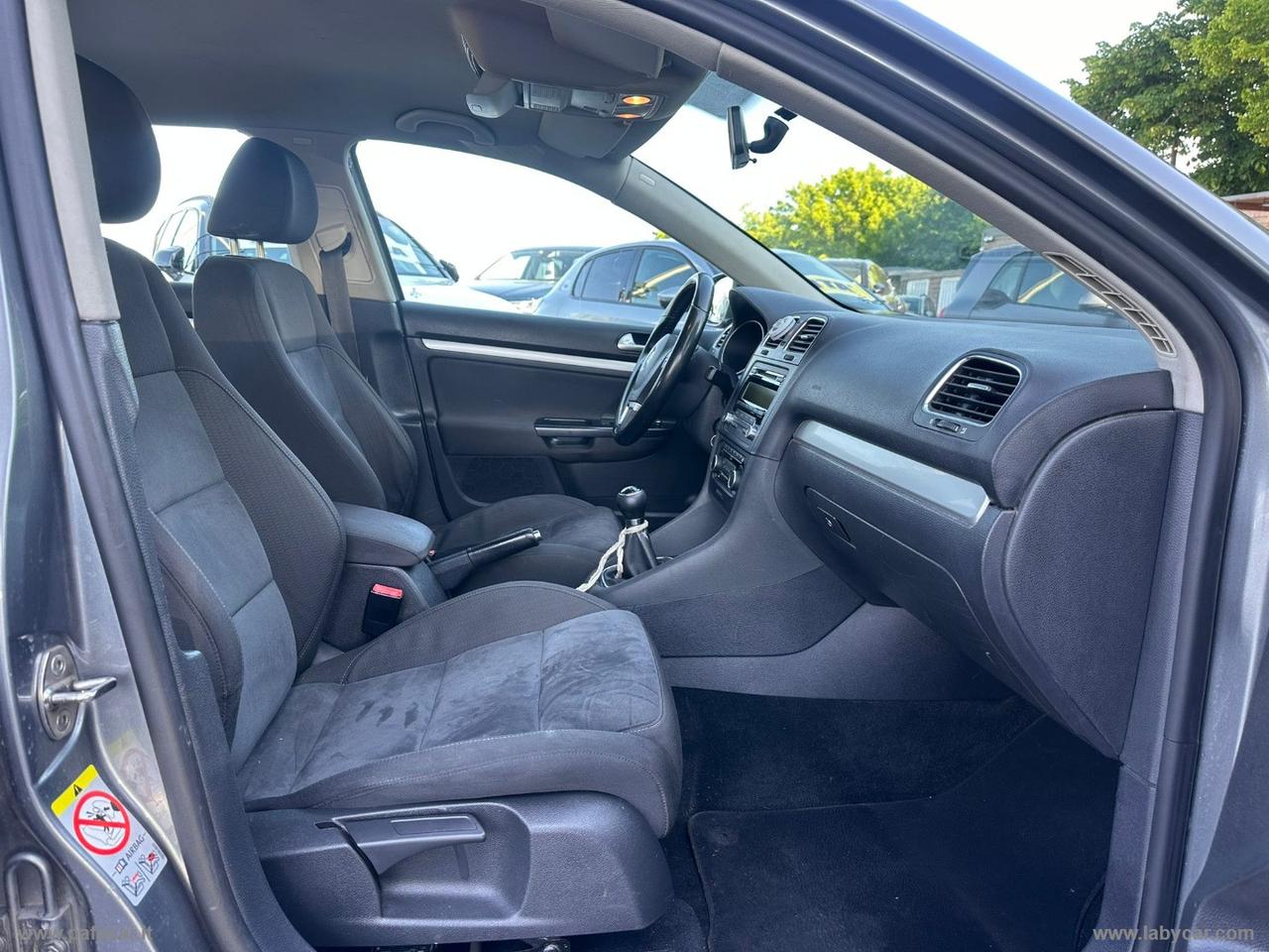 VOLKSWAGEN Golf Variant 1.6 TDI DPF Highline