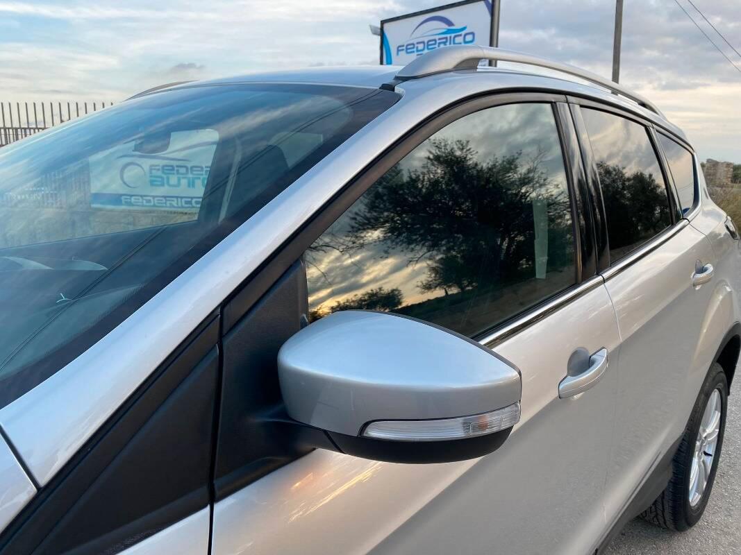 Ford Kuga 1.5 tdci Business s&s 2wd 120cv my18