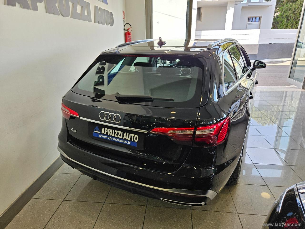 AUDI A4 Avant 30 TDI MHEV 136CV S tronic Business SPORT