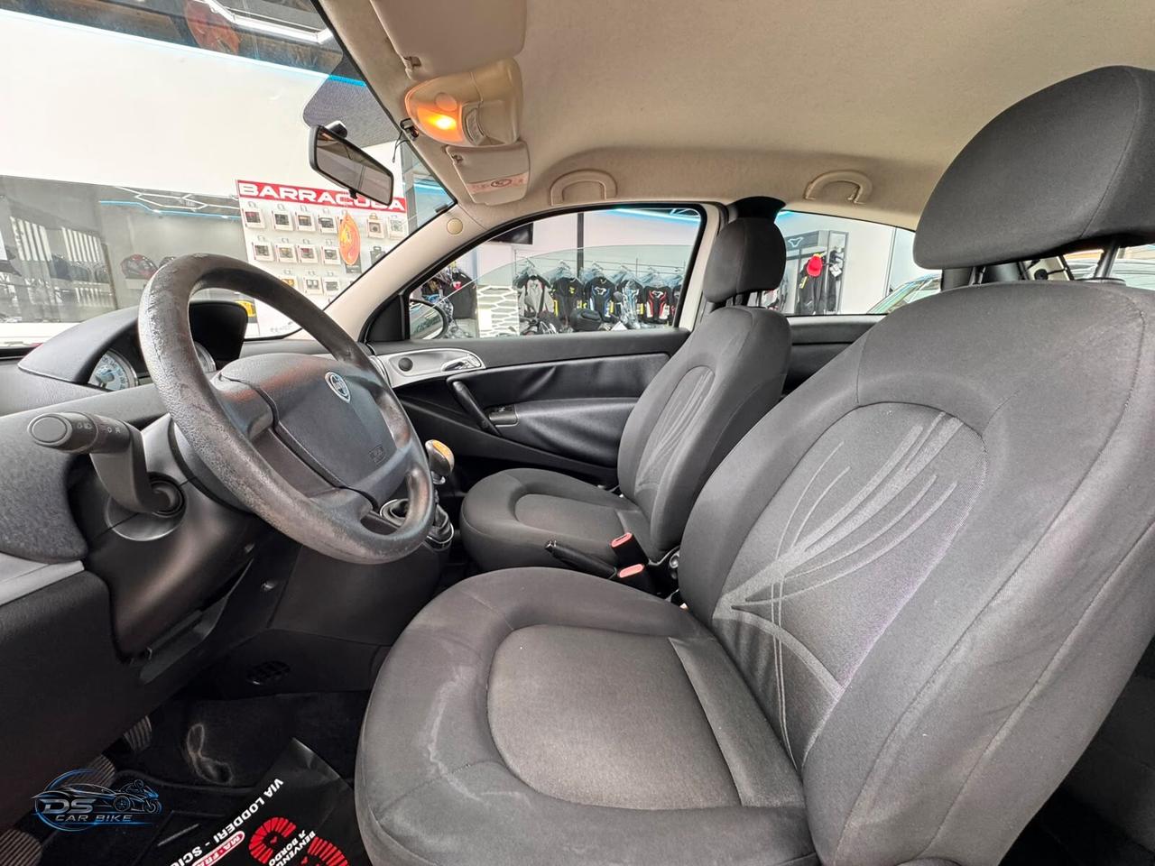 Lancia Ypsilon 1.2 69 CV Elle