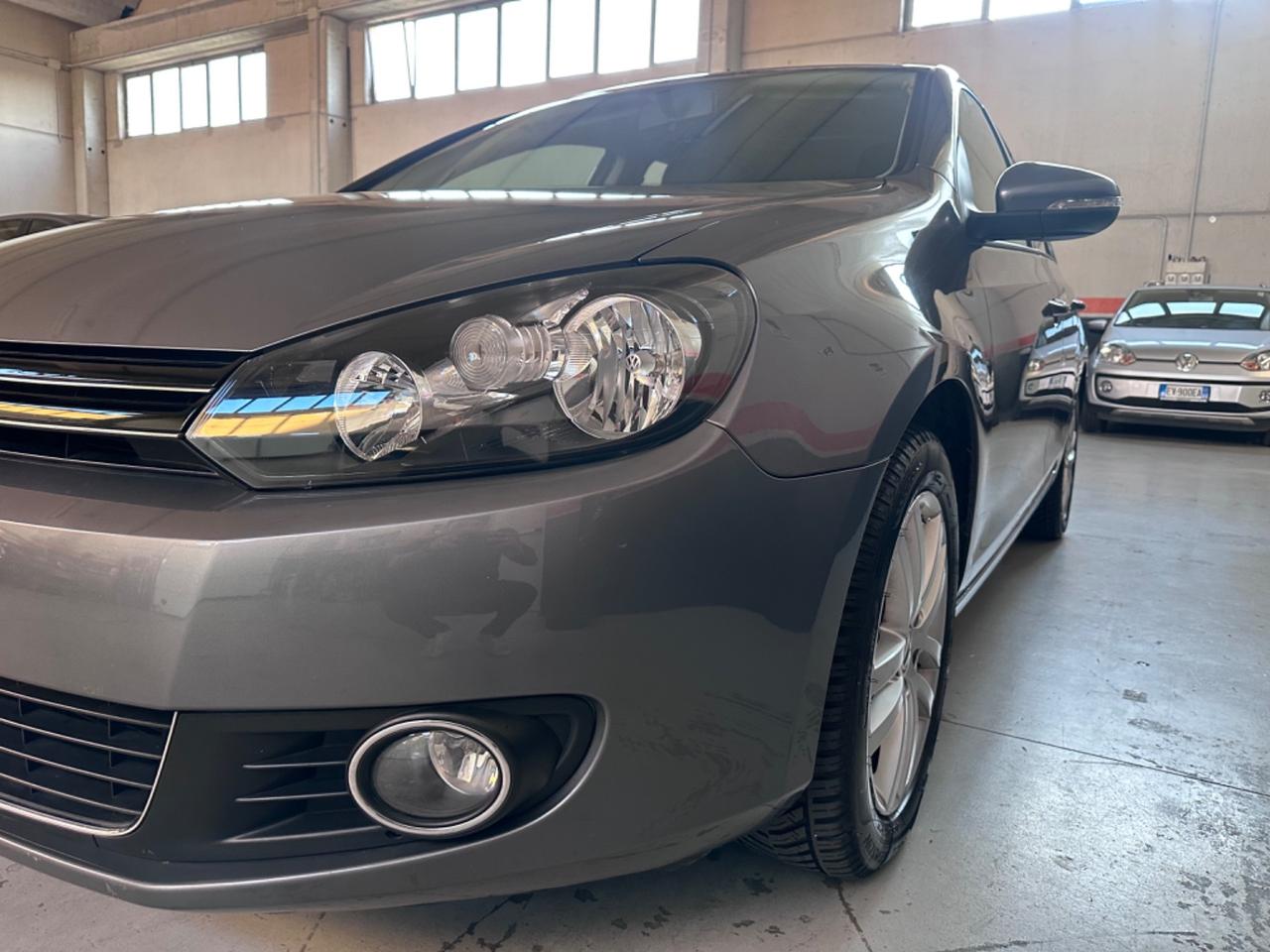Volkswagen Golf 1.6 TDI DSG 5p. Highline