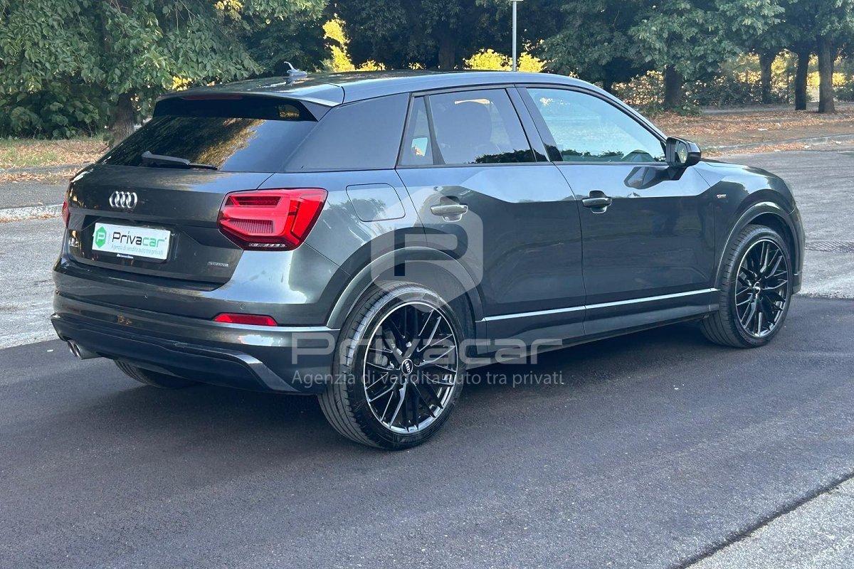AUDI Q2 40 TFSI quattro S tronic Business
