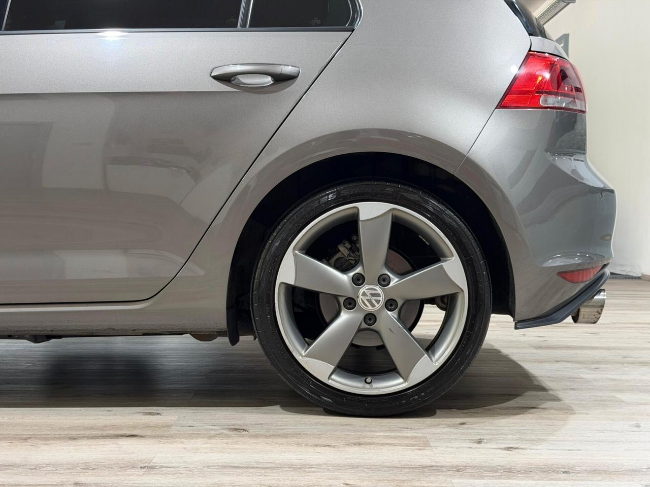 VOLKSWAGEN GOLF 7 1.6 TDI 105CV HIGHLINE