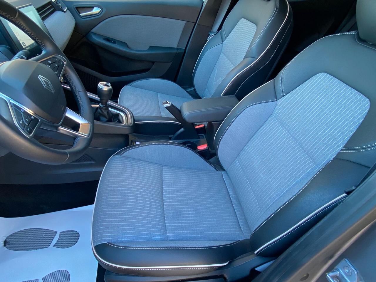 Renault Clio TCe 90 CV 5 porte Techno NAVI ''AZIENDALE''