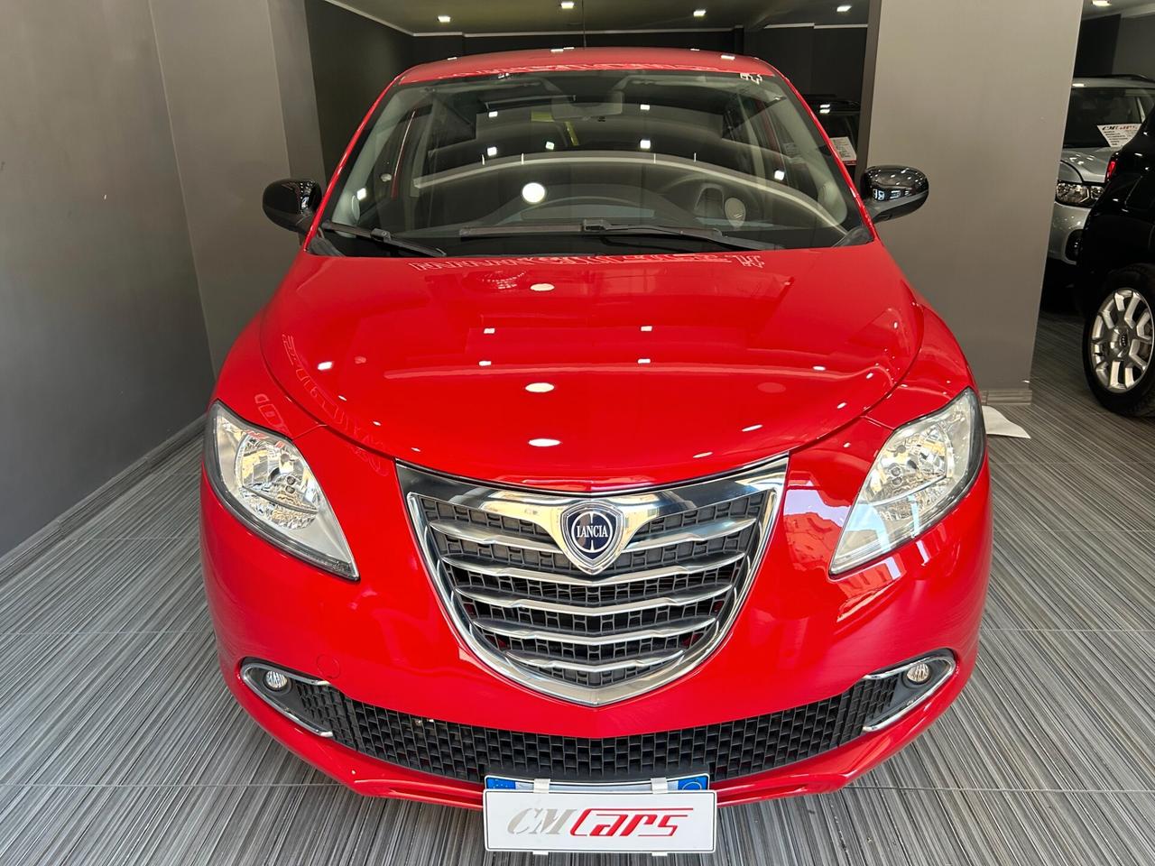 Lancia Ypsilon 0.9 Twinair Ecochic Metano di serie Gold ITALIANA