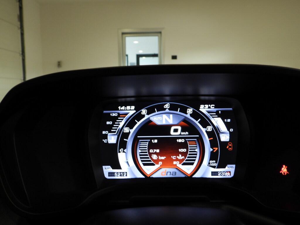 Alfa Romeo 4C Coupe 1750 TBi TCT