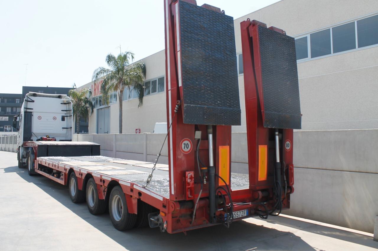 Iveco STRALIS 500 AUTOMATICO CON CARRELLONE RAMPE