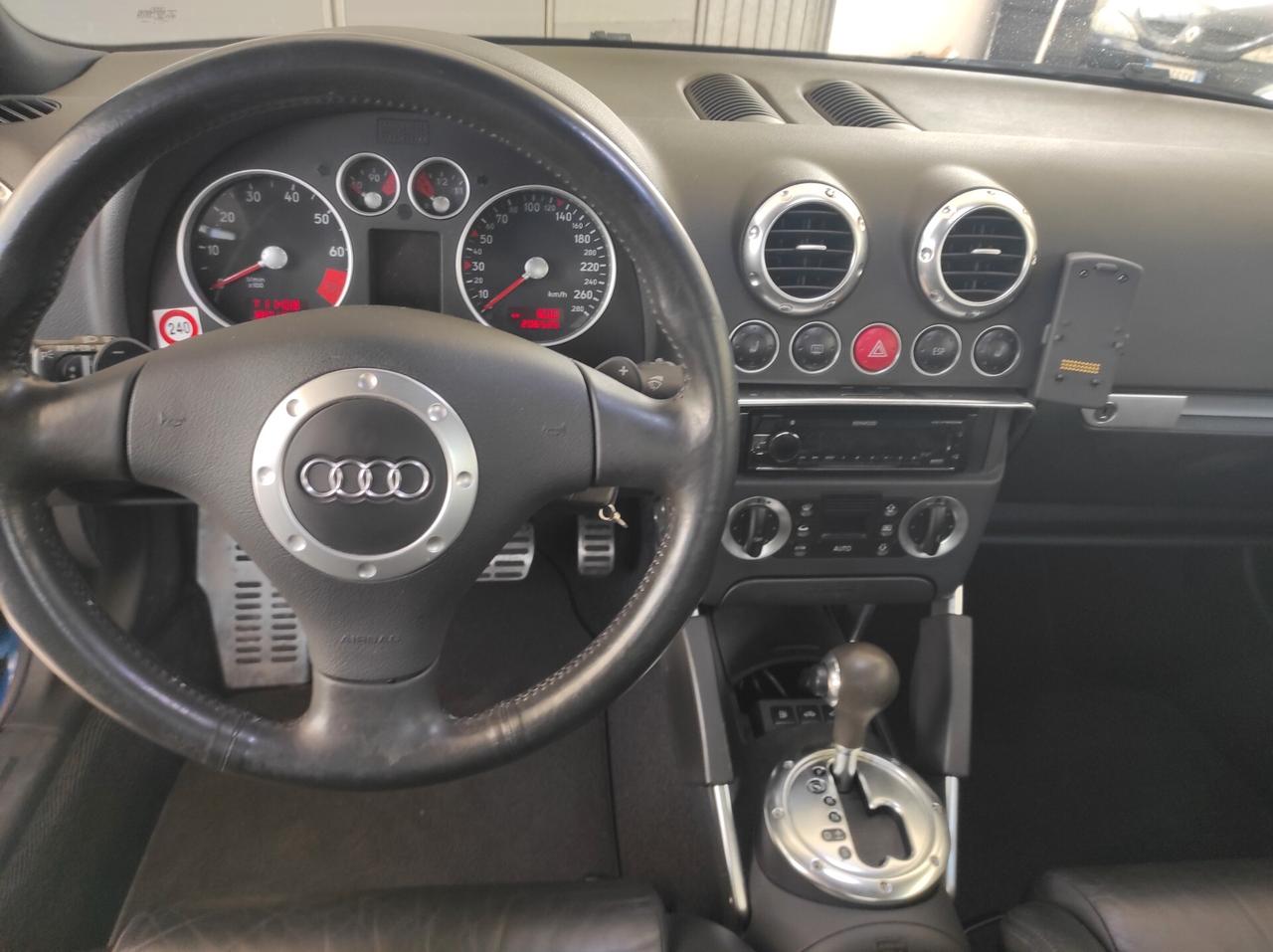 Audi TT Coupé 3.2 V6 cat quattro 250CV DSG