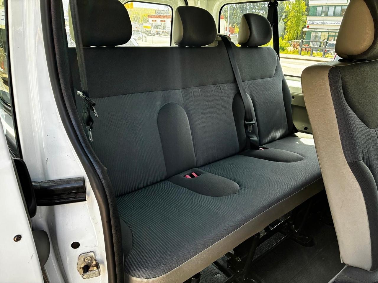 OPEL VIVARO 9POSTI 2.0 DCI PASSO LUNGO - GANCIO TRAINO