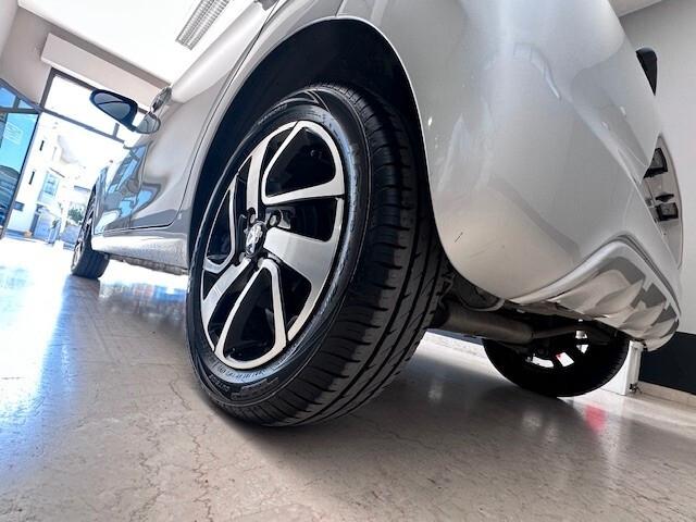 Peugeot 108 VTi 68 ETG 5 porte ALLURE AUTOMATICA