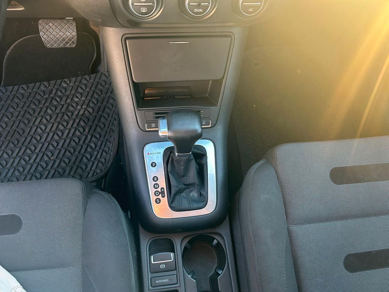 Volkswagen Tiguan 2.0 tdi Track&Field 4motion tip tronic