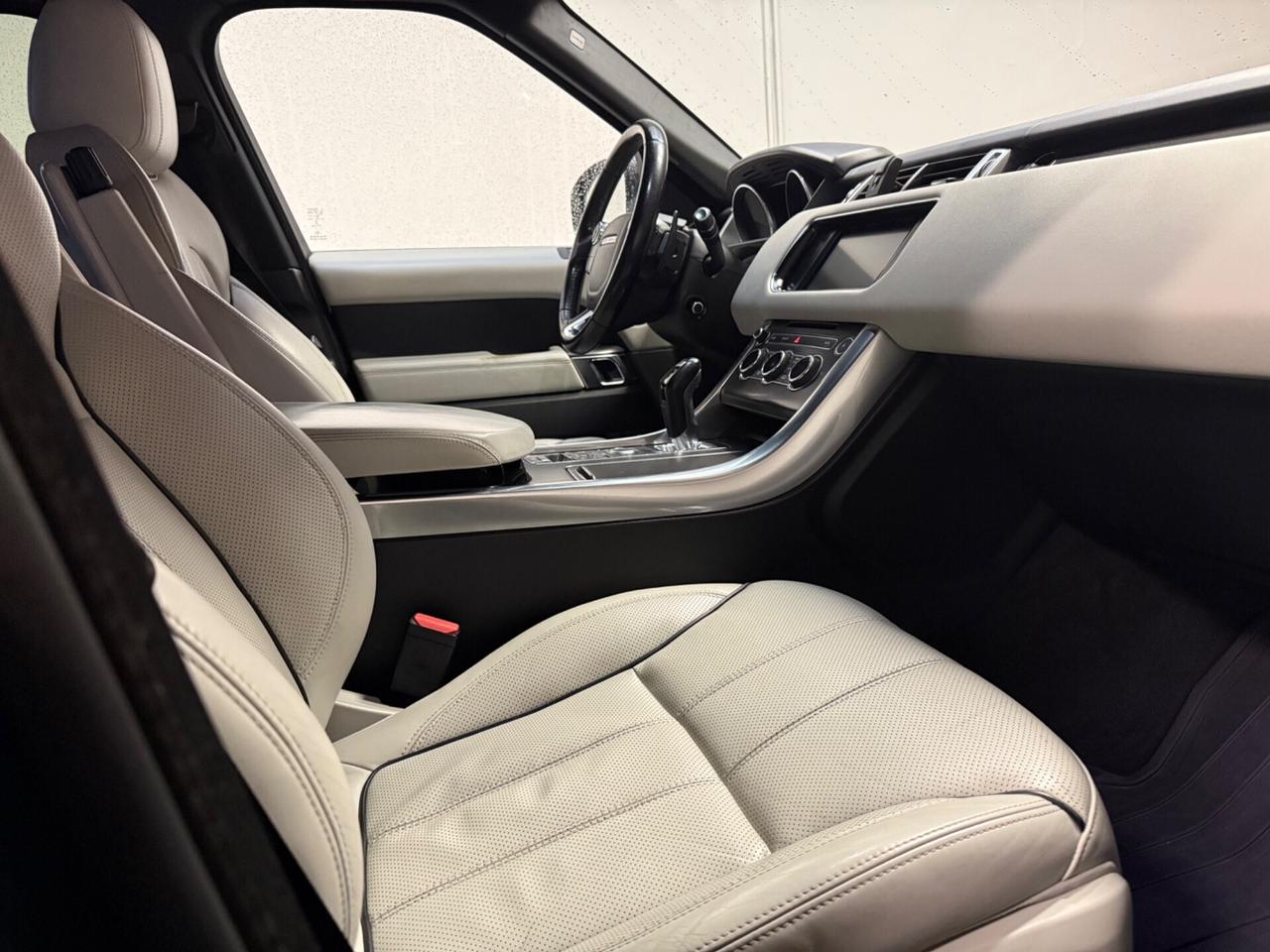 Land Rover Range Sport 3.0 TDV6 HSE