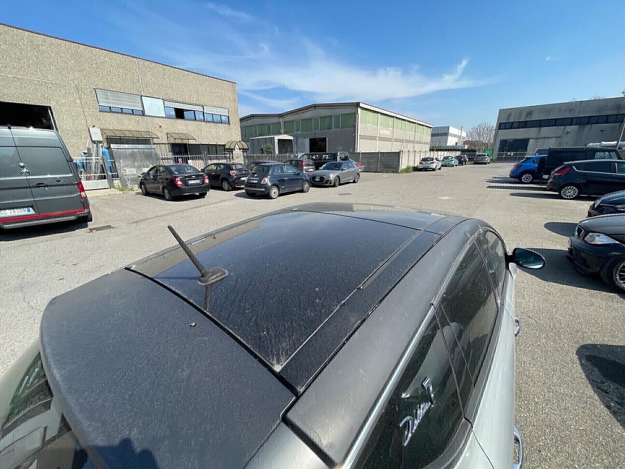 Lancia Delta 1.6MJT-automatico-panoramica-neopatentati