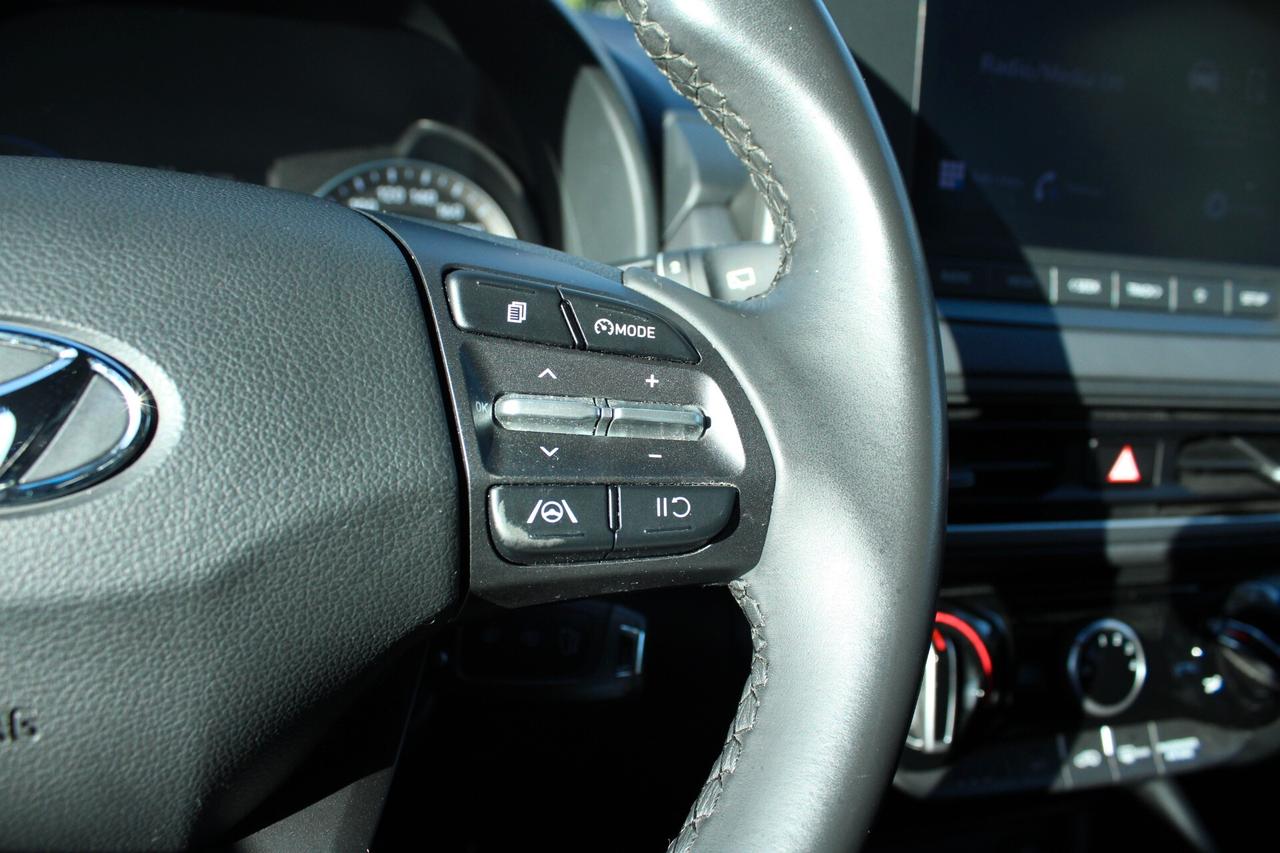 Hyundai Kona 1.6 CRDI Hybrid 48V DCT XLine