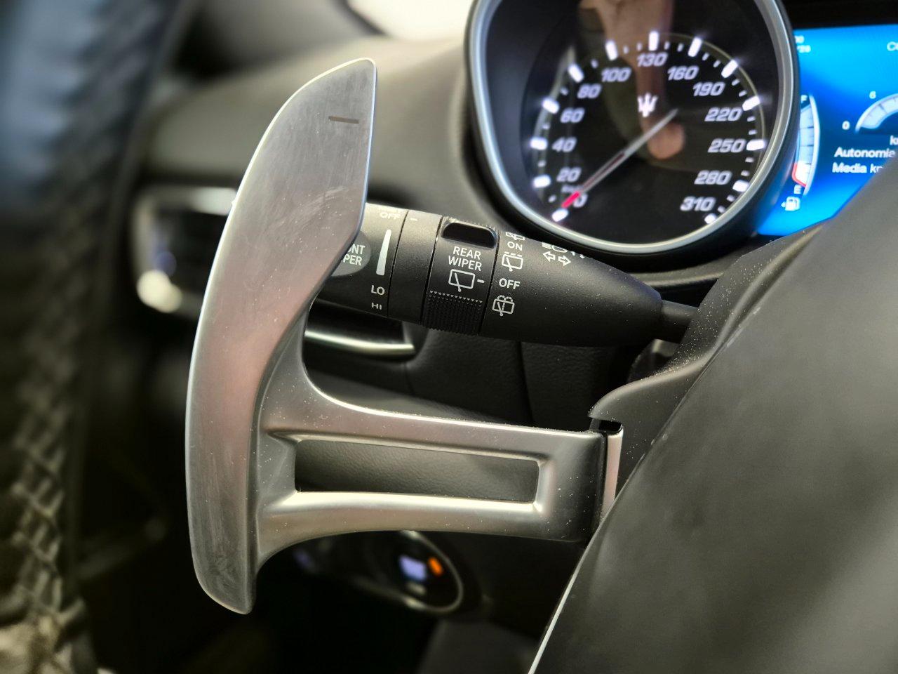 Maserati Levante 3.0 V6 350cv auto