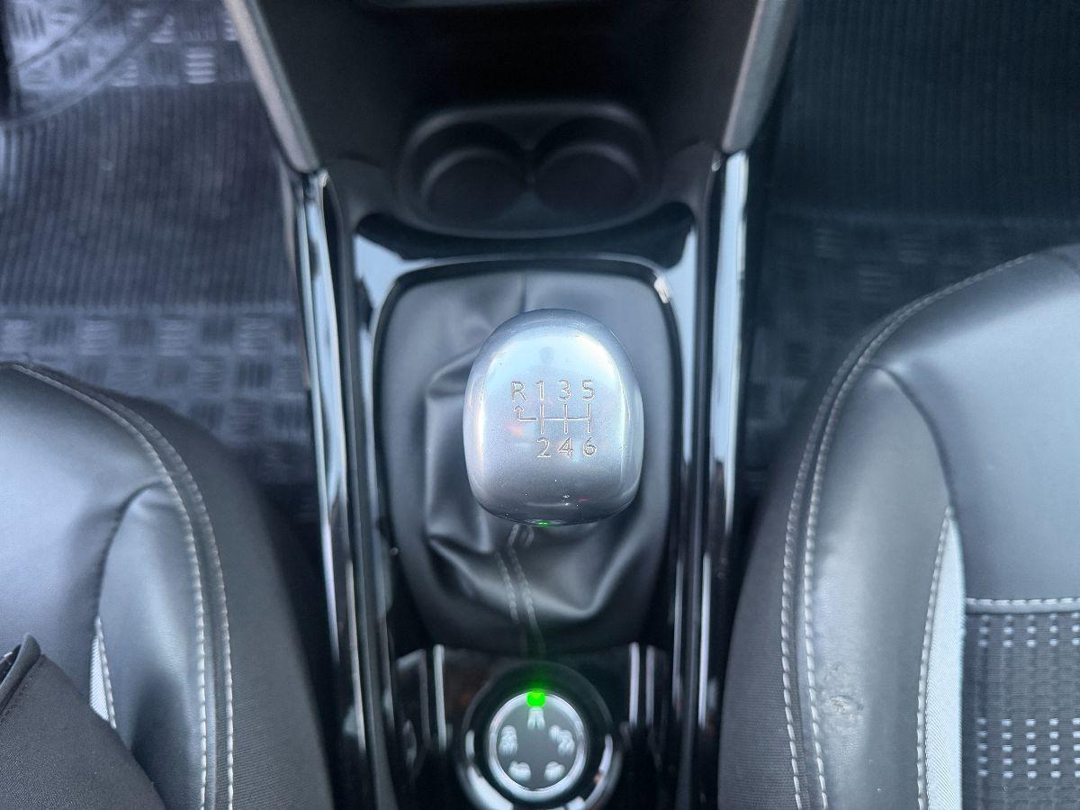 PEUGEOT - 2008 - BlueHDi 120 S&S Allure