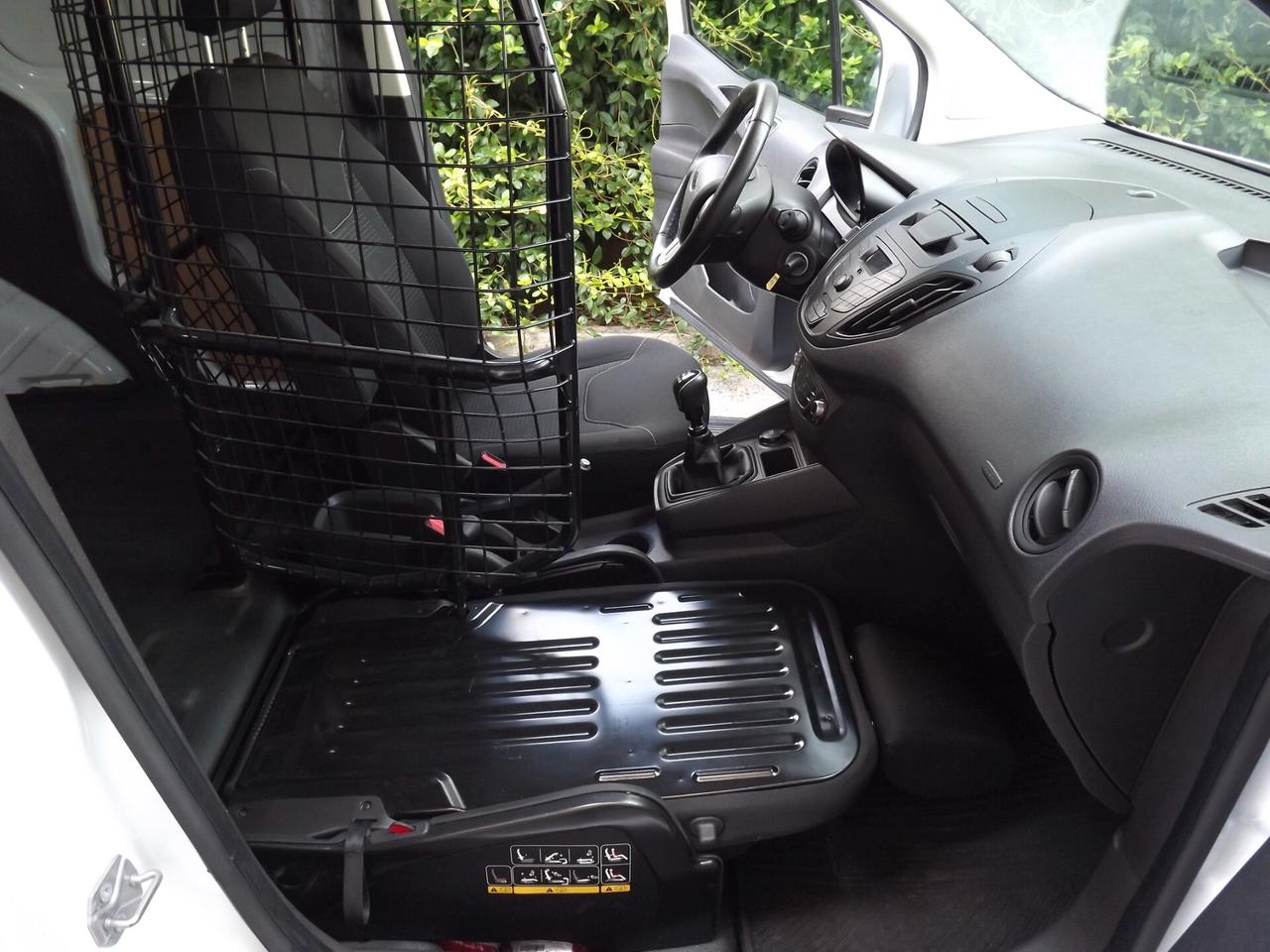 FORD TRANSIT COURIER 1.5 D