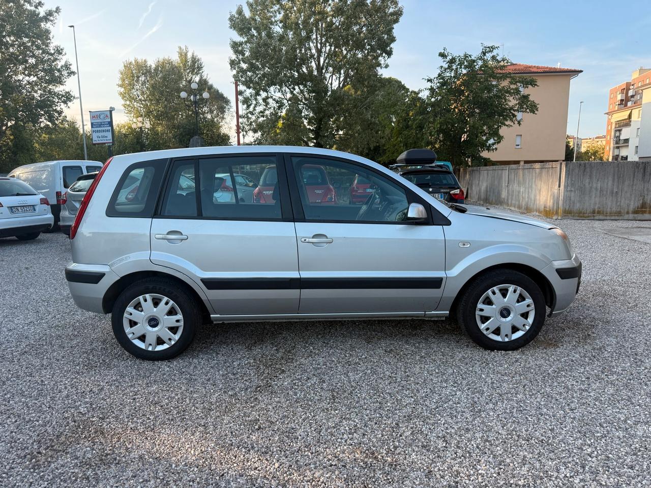 Ford Fusion 1.4 16V 5p. Collection