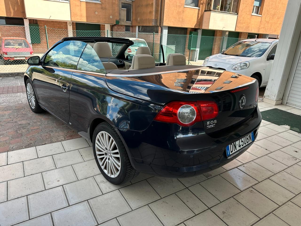 Volkswagen Eos 2.0 TDI (12 RATE)