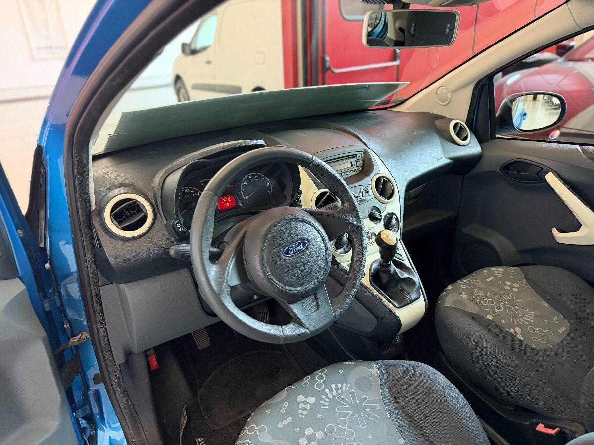FORD - Ka - 1.2 8V 69CV Titanium