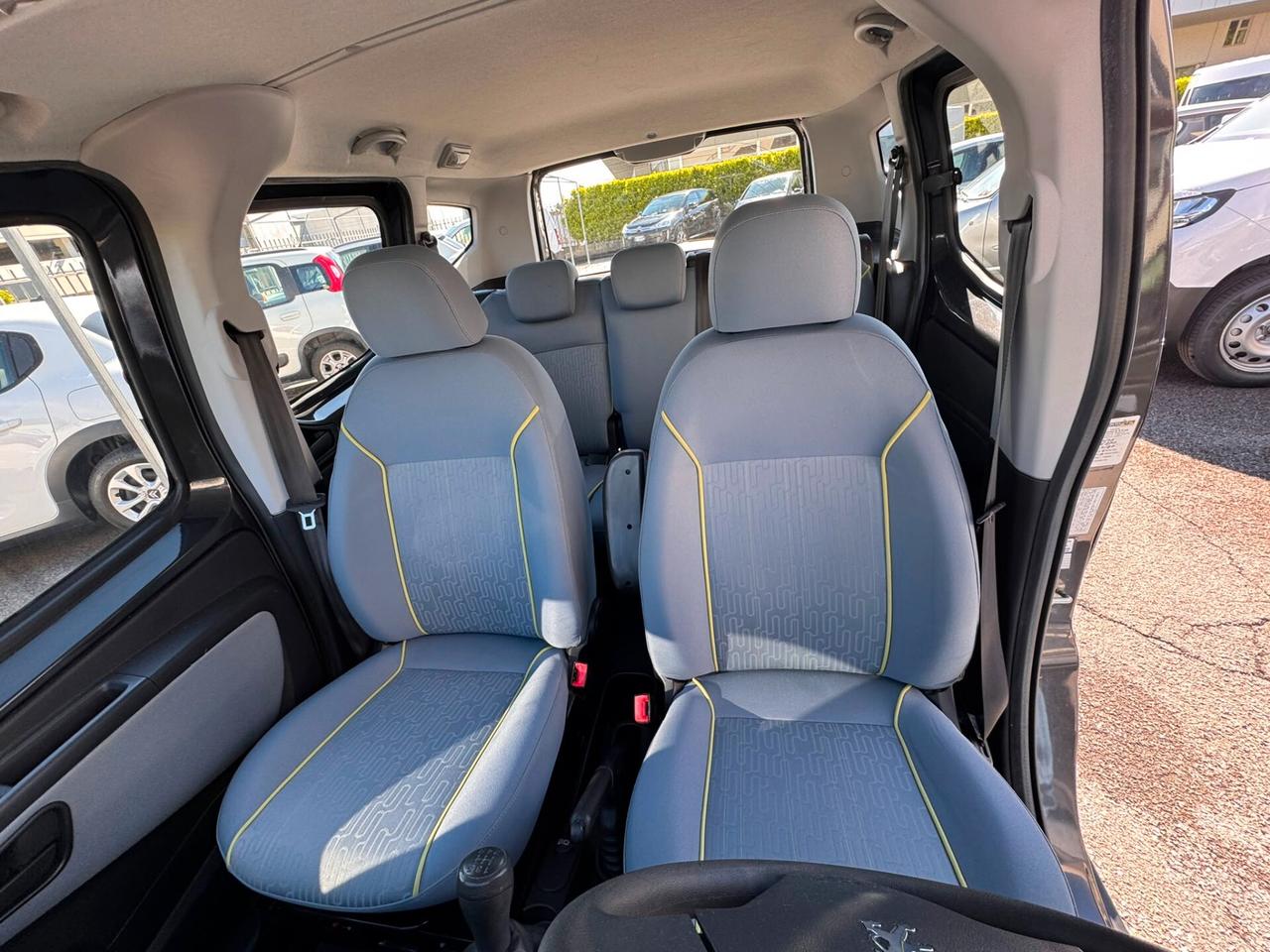 Peugeot Bipper Tepee 1.3 HDi 75 FAP Outdoor