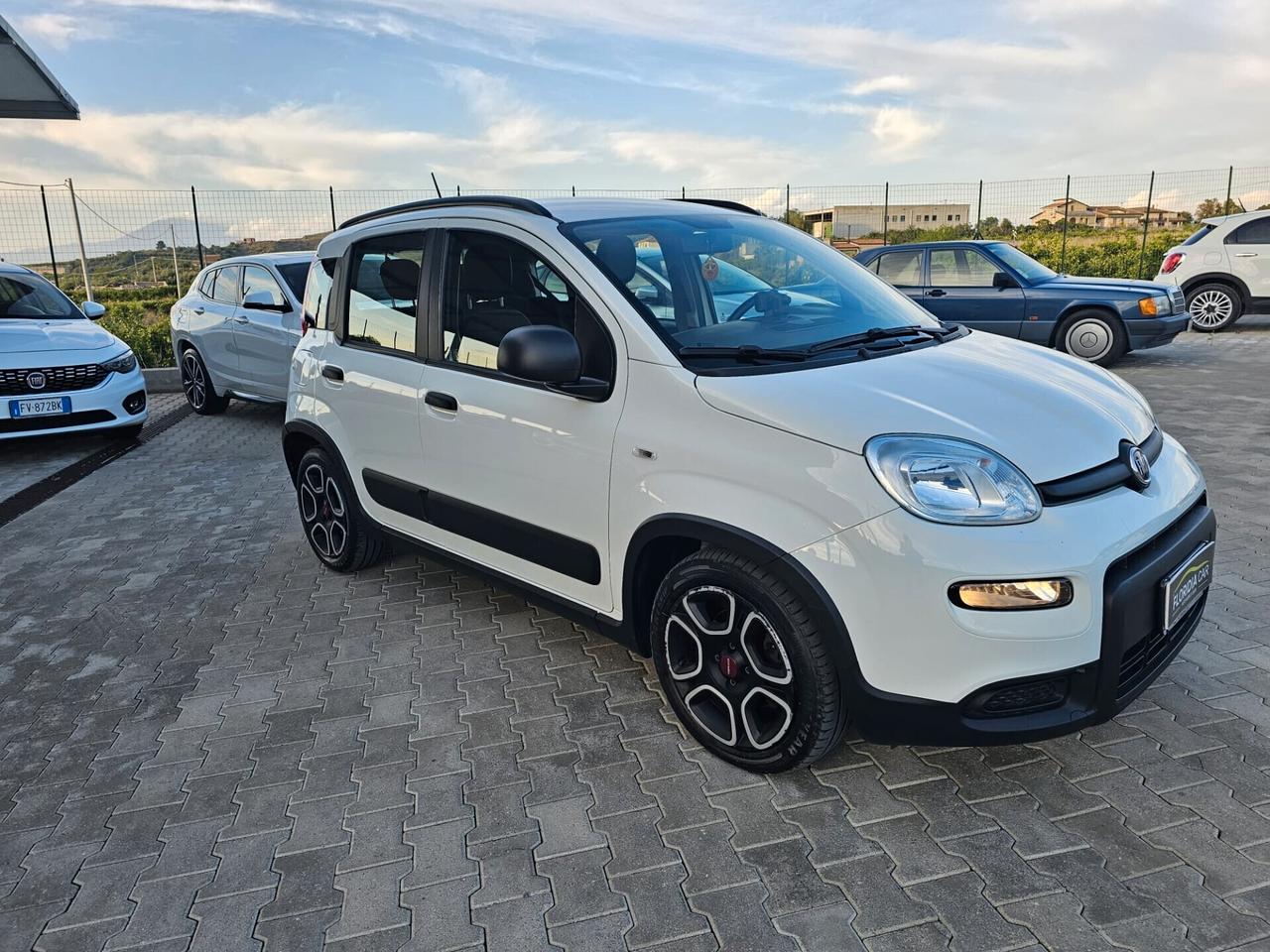FIAT PANDA FIREFLY 1.0 HYBRID 70CV SOLO 60.000KM