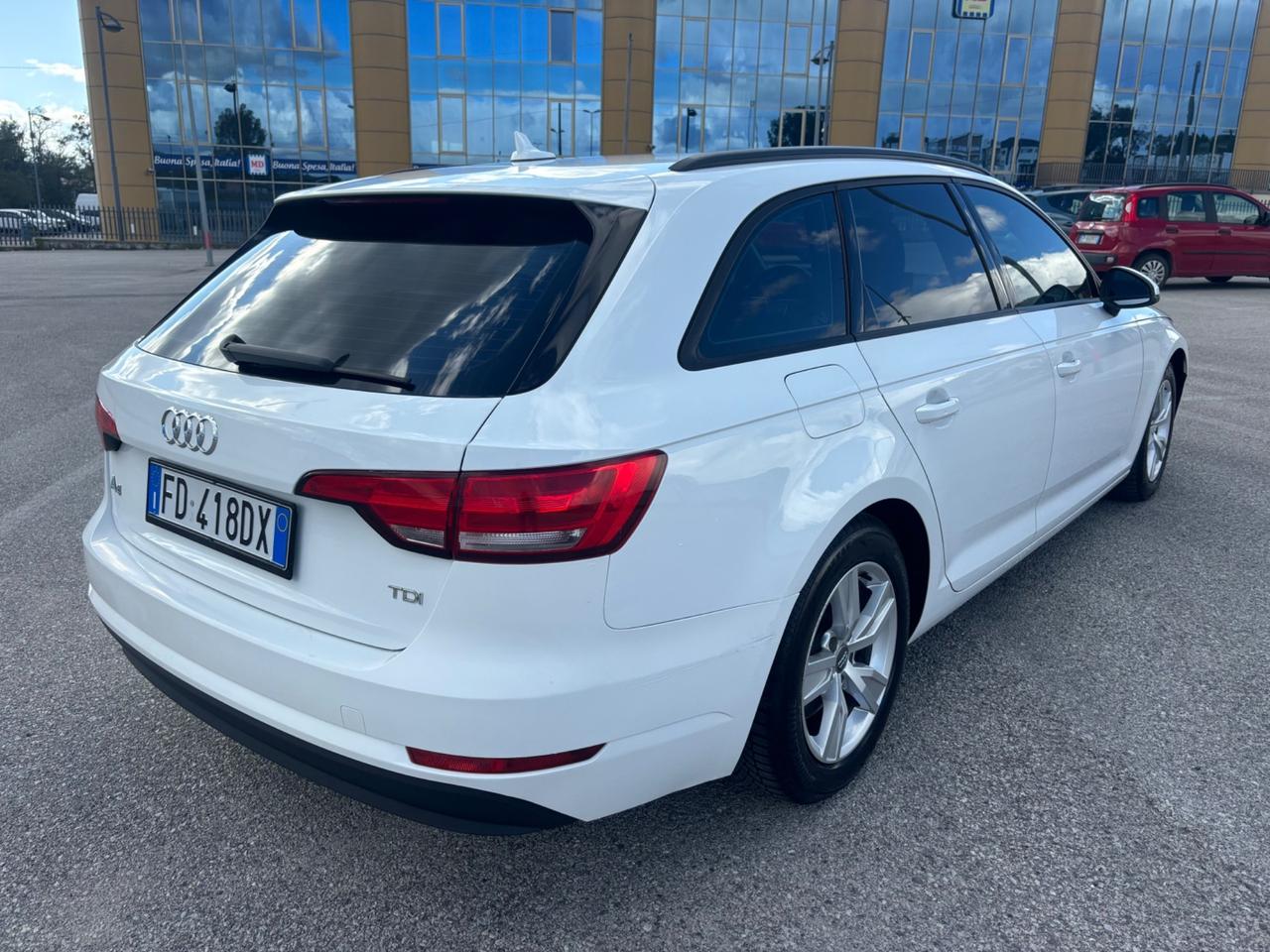 Audi A4 2.0 TDI 150 CV ultra Business