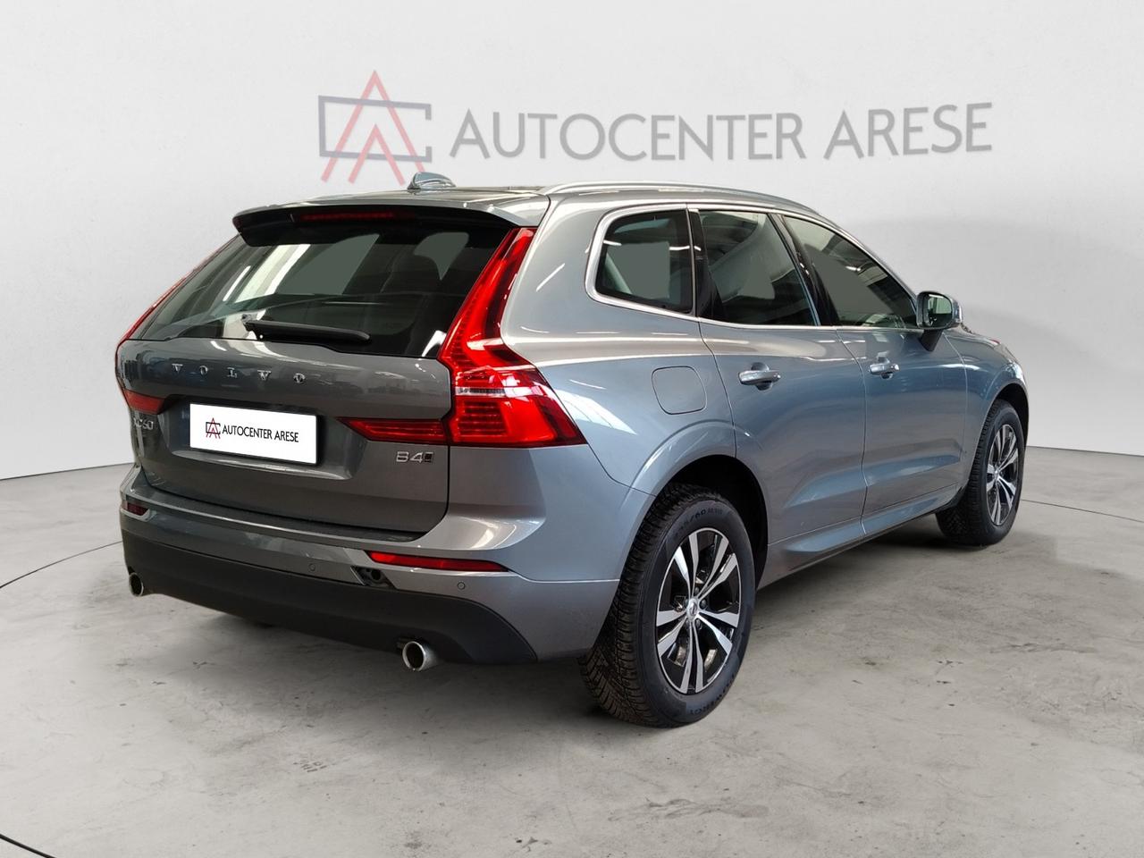 Volvo XC60 B4 D AWD MOMENTUM PRO