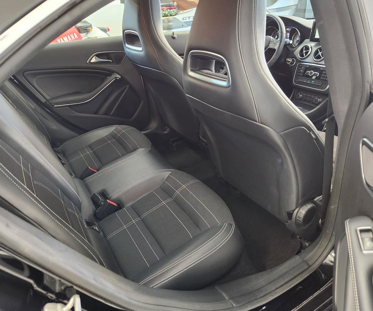 Mercedes-benz CLA 220 Automatic Premium