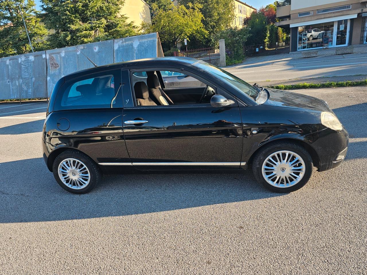 Lancia Ypsilon 1.2 Argento