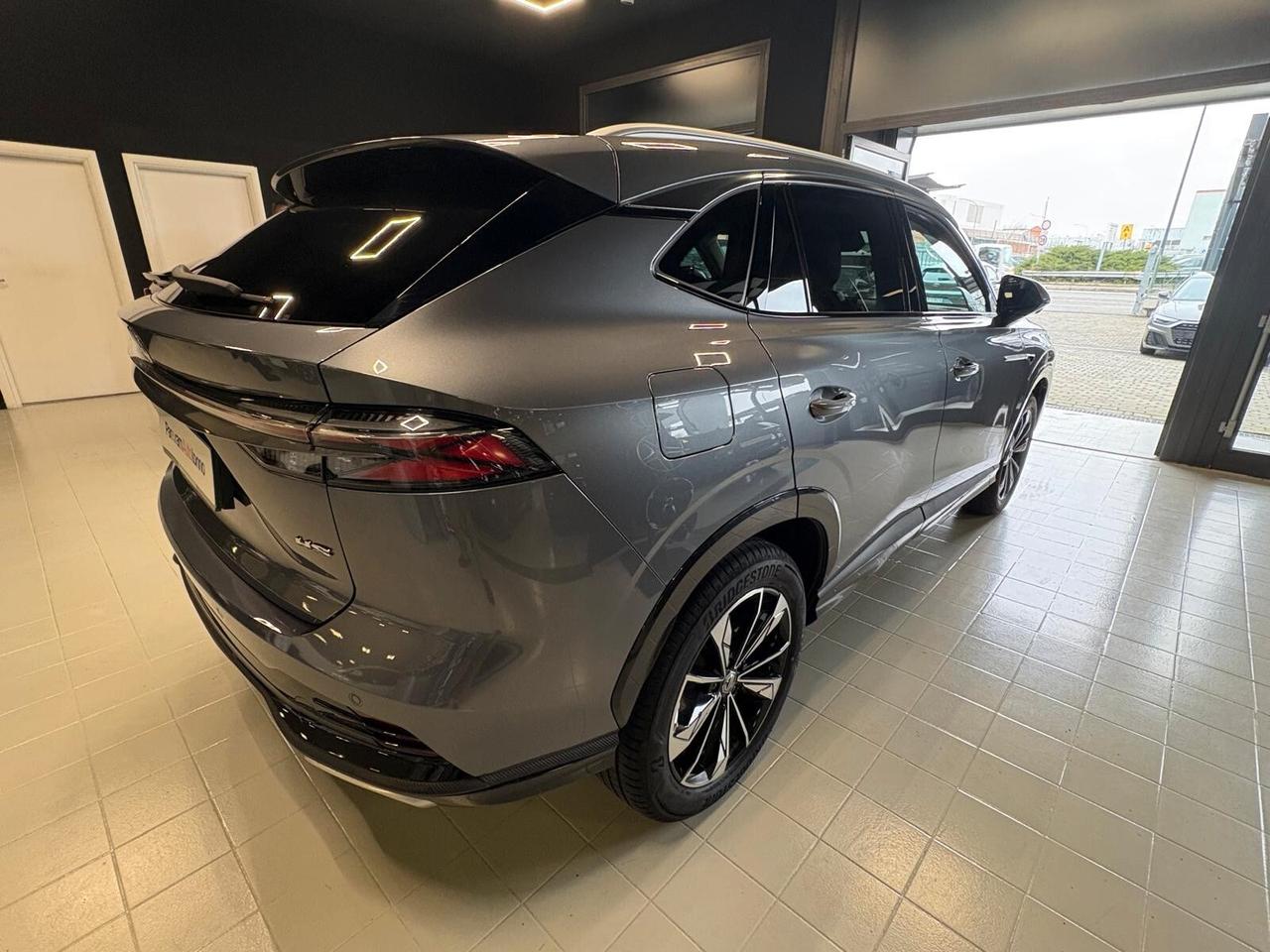 MG HS (2022-2025) HS 1.5T-GDI AT Luxury
