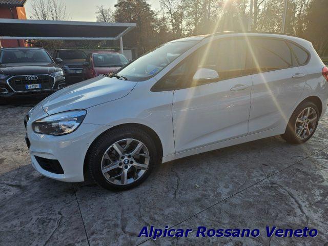 BMW 220 i Active Tourer Luxury autom.