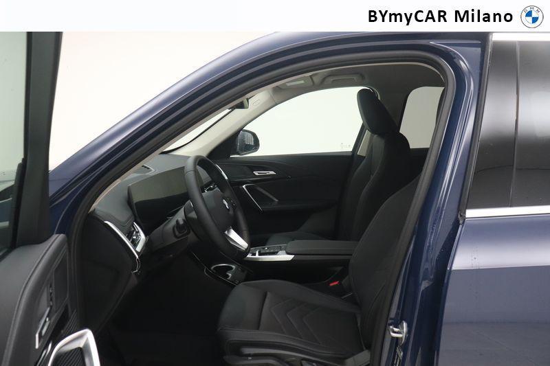 BMW X1 23 i Mild Hybrid 48V X-Line xDrive DCT