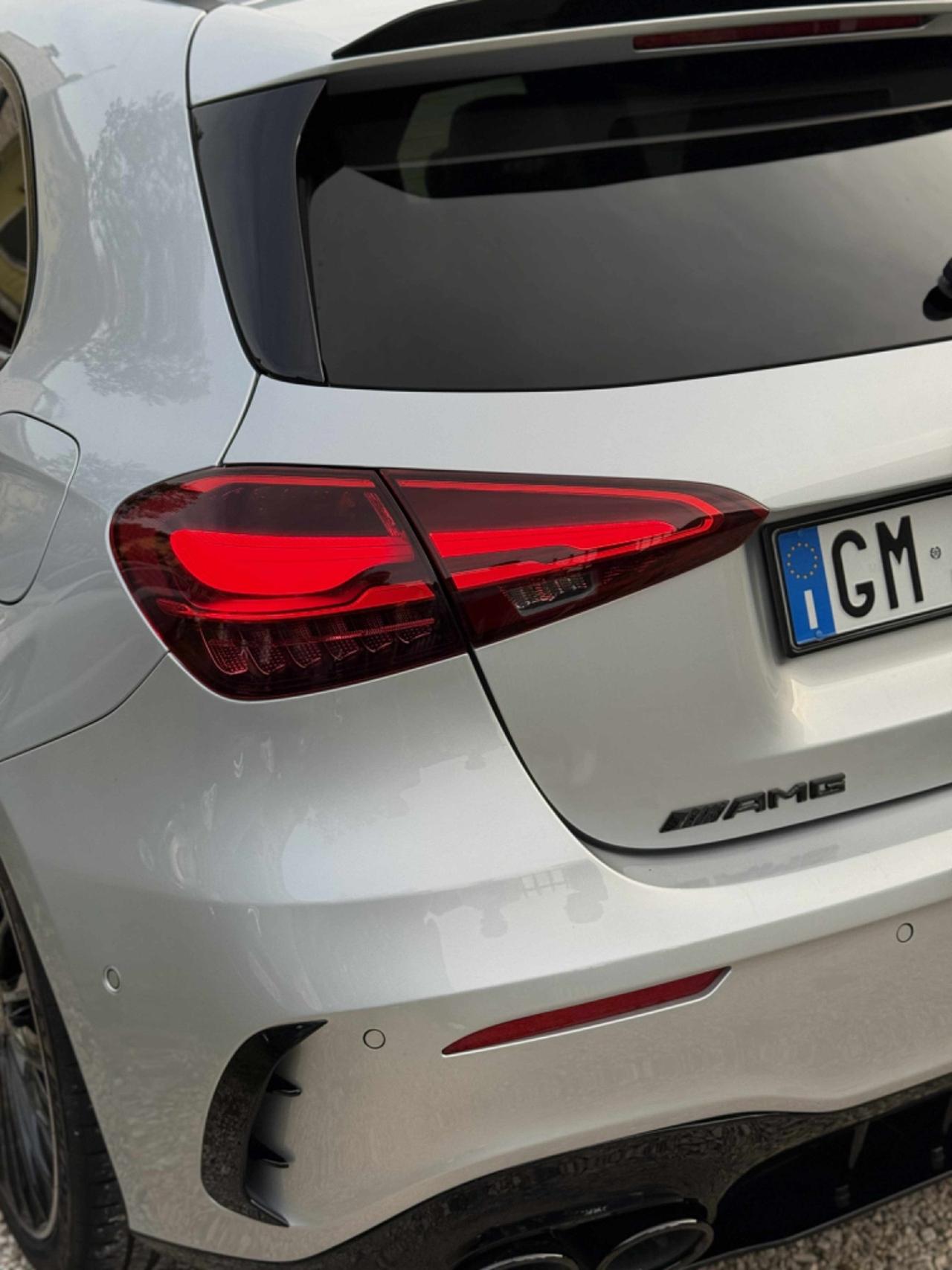 Mercedes-benz A200d AMG PREMIUM PLUS KMCERT GARANZ