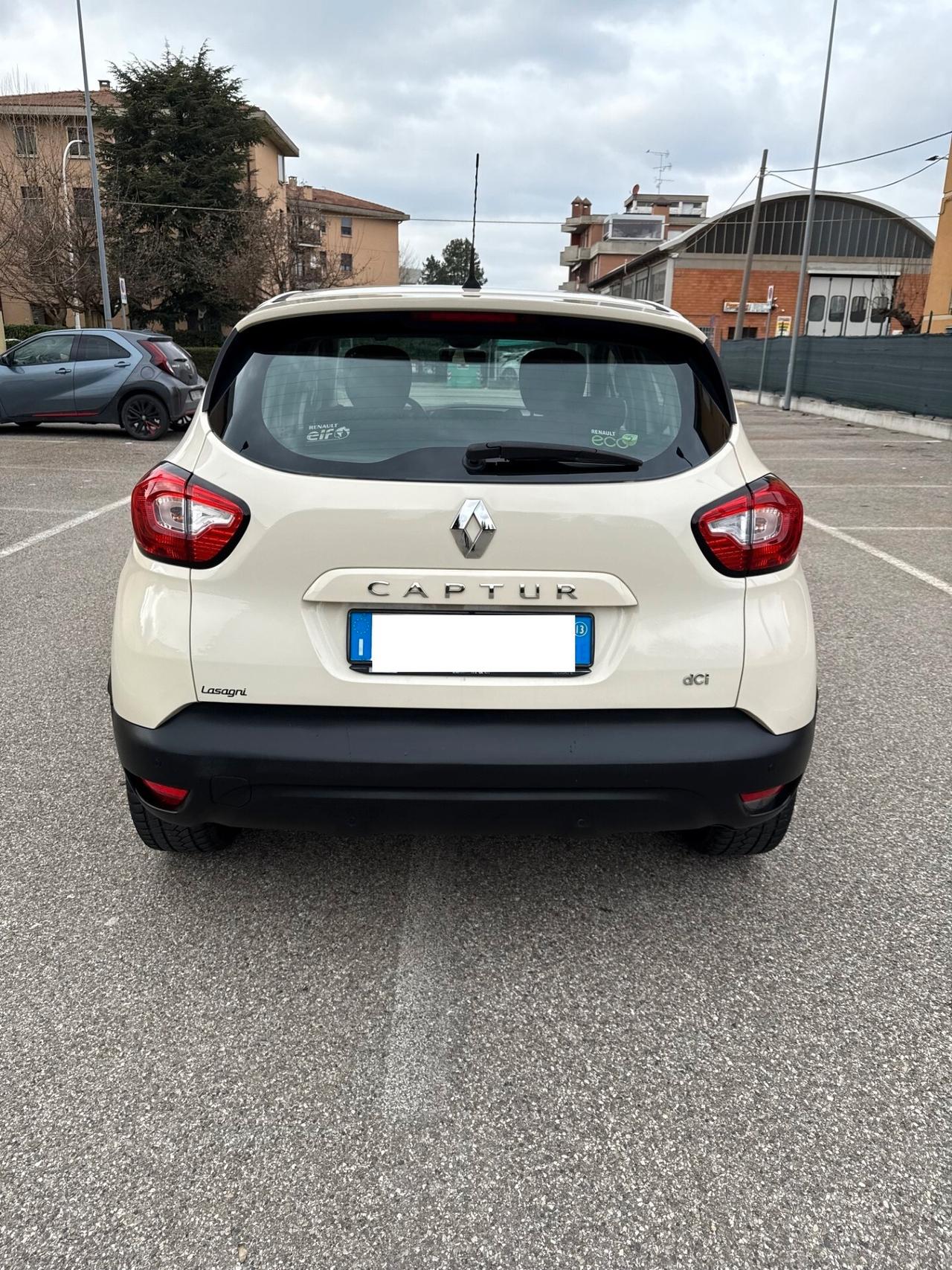 Renault Captur 1.5 dci - NAV. - NEOPATENATI - 12 MESI DI GARANZIA