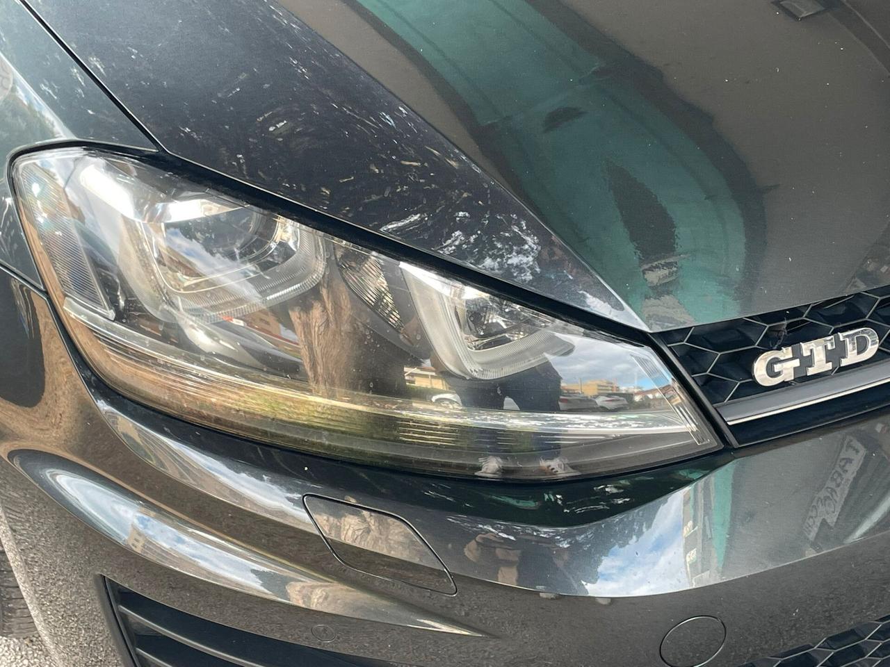 Volkswagen Golf 2.0 TDI DSG 5p. Highline BlueMotion Technology