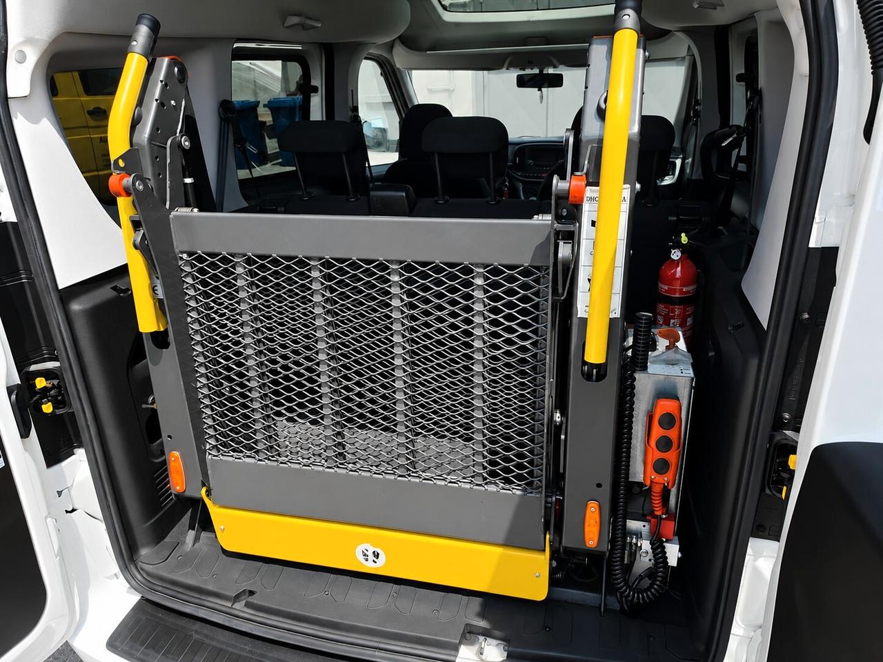 Fiat Doblò 1.6 MJT 16V - 120CV Trasporto Disabili