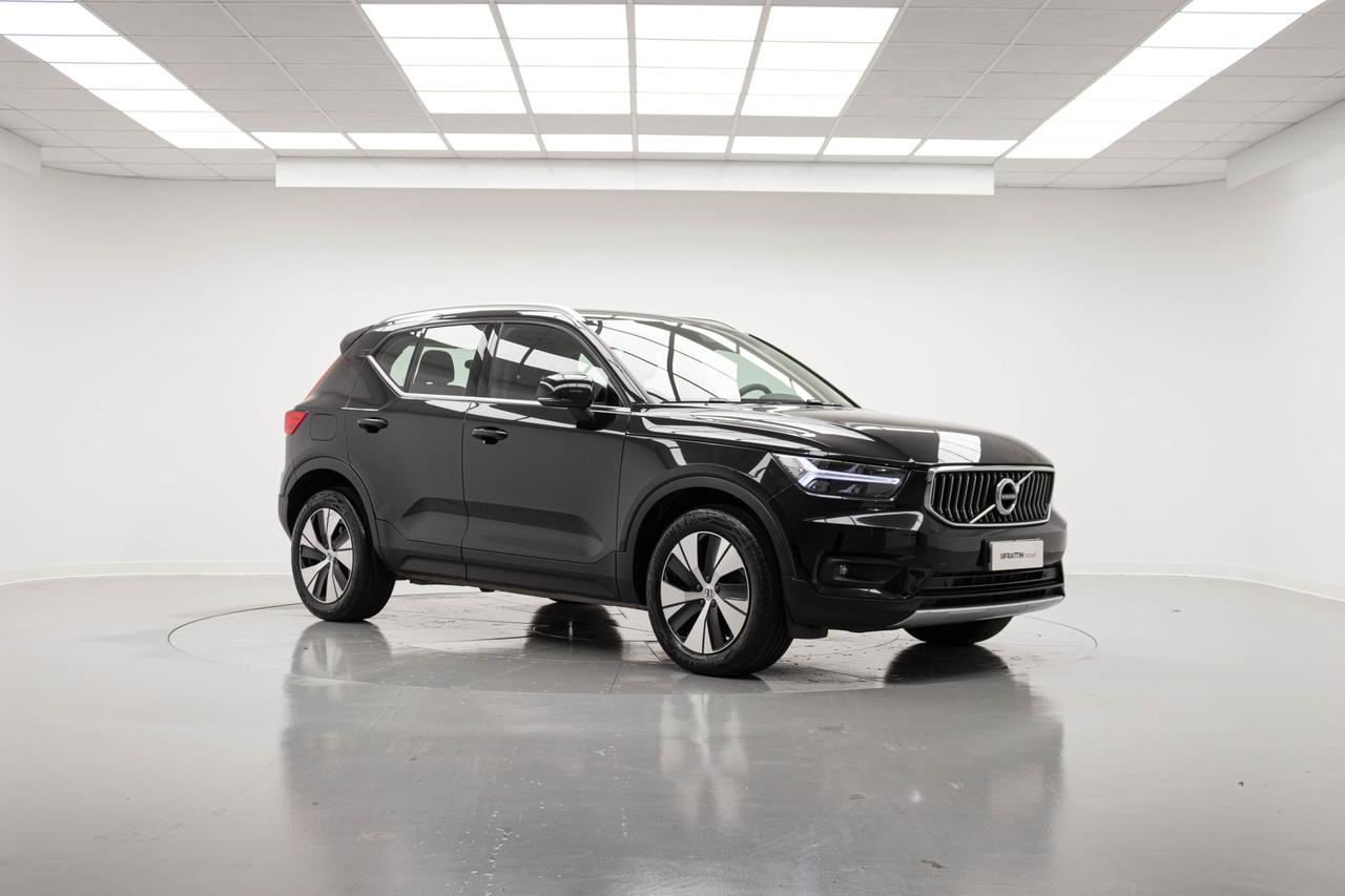 VOLVO XC40 T5 RECHARGE PLUG-IN HYBRID